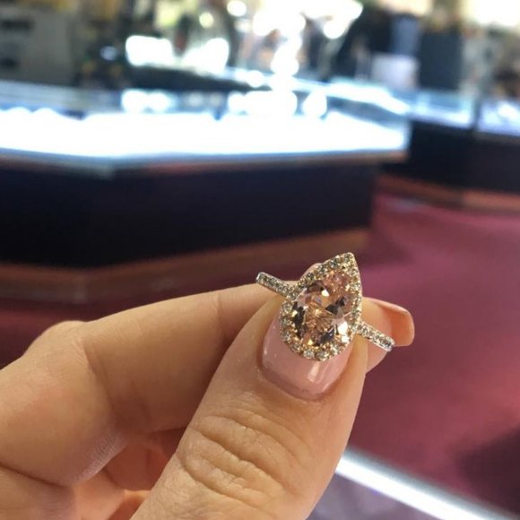 NEW 18K Rose Gold Diamond Halo Teardrop Ring E - Picture 3 of 6